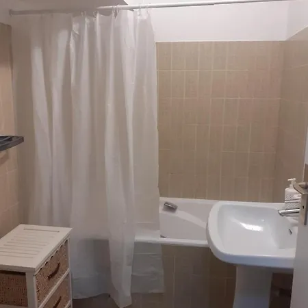 Apartamento à Pied! T1 2 étoiles Centre Balcon *